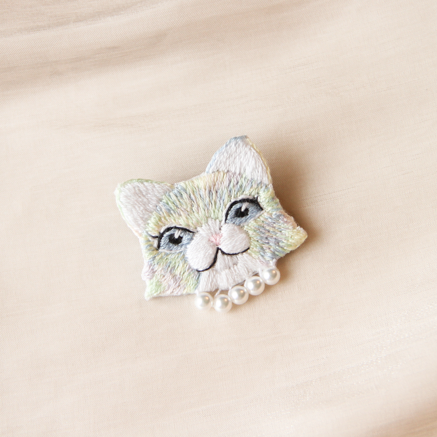 Signature Pearl Cat Hand-Embroidered Brooch