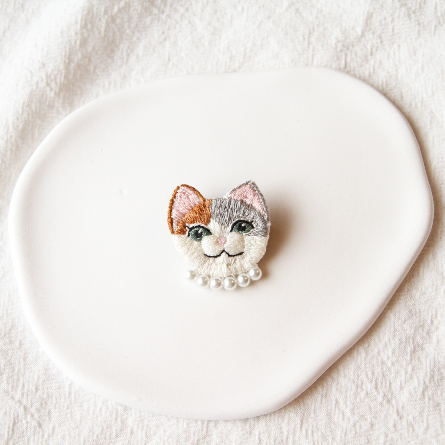Signature Pearl Cat Hand-Embroidered Brooch