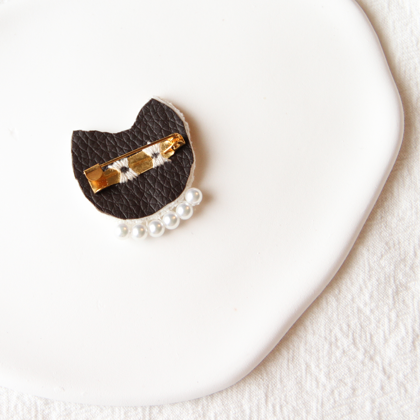 Signature Pearl Cat Hand-Embroidered Brooch